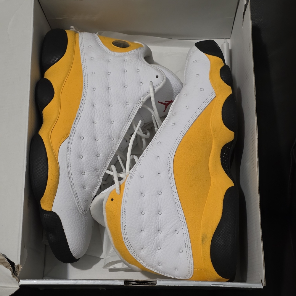 Jordan Air 13 Retro in White and Blue